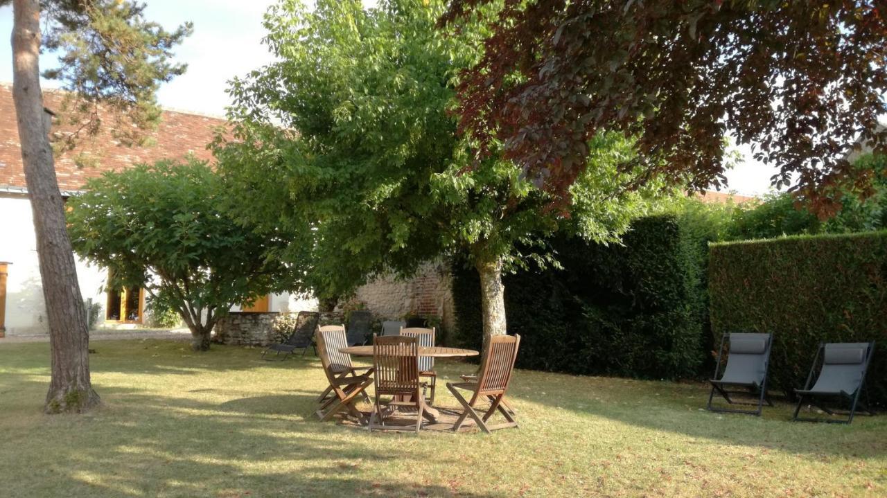 La Haute Traversiere Francueil Exterior photo